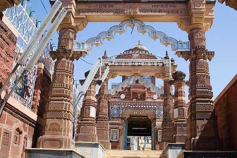 Desde Jodhpur: viaje a Osian con guía y safari en camello