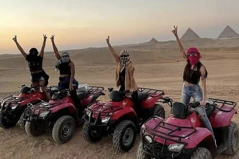 VTT Quad dans les pyramides de Gizeh