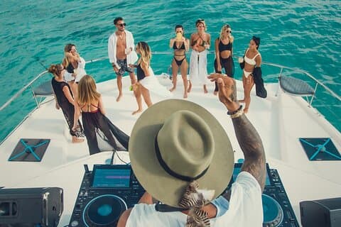 Tulum All Inclusive DJ Party – 51' Leopard PowerCat 4h