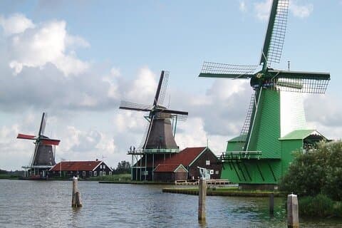 Landsbygd, Mills & Fishermen's Village