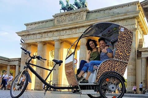 Recorridos en rickshaw por Berlín Recorrido histórico y fotográfico por la ciudad de 120 minutos