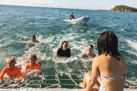 Great Keppel Island Adventure Tour - Snorkel and Boomnet