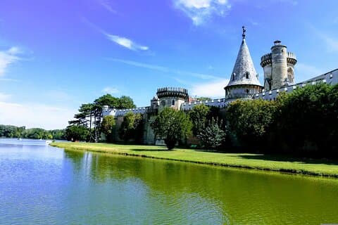 Privat dagstur: Wien till Laxenburg, Bratislava och Kreuzenstein