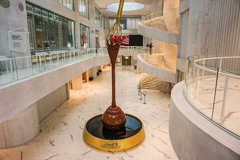 Tour privado de Zurich y LINDT Home of Chocolate