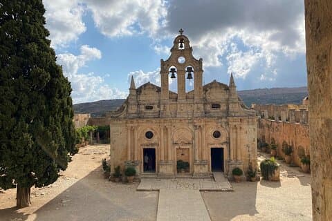 Transferência privada em Creta
