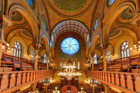 Tour privato della storia ebraica di New York con trasporto