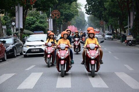 Visite gastronomique de Hanoi en moto