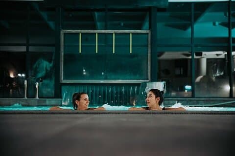 25 - Minute Massage, 2 Hours in the Thermal Pool & Aperitif