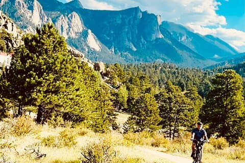 Visite guidée en vélo électrique d'Estes Park Explorez une ville de montagne en vélo électrique