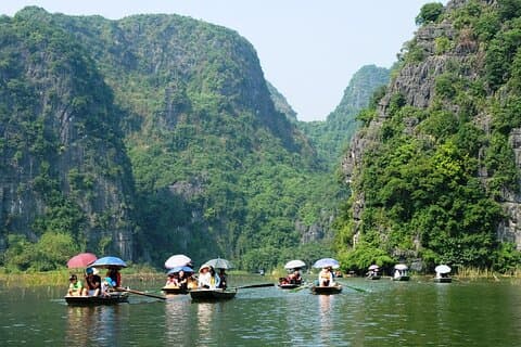 Desde Hanoi : Tour Ninh Binh Puntos destacados : Almuerzo buffet, Barco & Bici