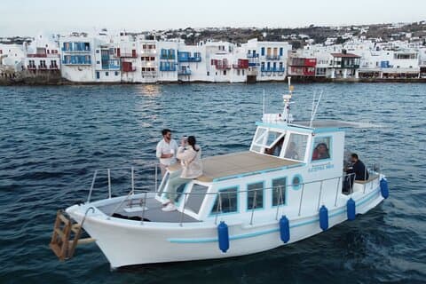Croisière privée avec bateau antique fait main autour de Mykonos - Journée complète