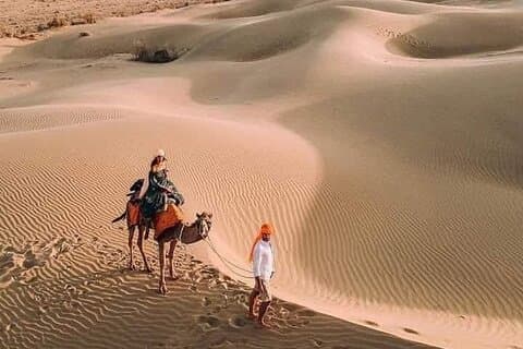 Excursión privada a safari en jeep y camello por el desierto desde Jodhpur