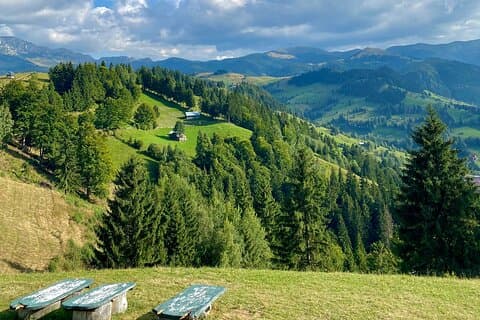 Transylvanian Treasures privat tur. Avreise fra Bucuresti.