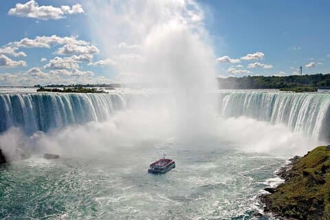 Fortryllet heldags Niagara Falls-tur fra Greater Toronto Area