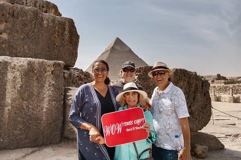 Cairo Layover tour from airport (the pyramids and Royal Mummies)