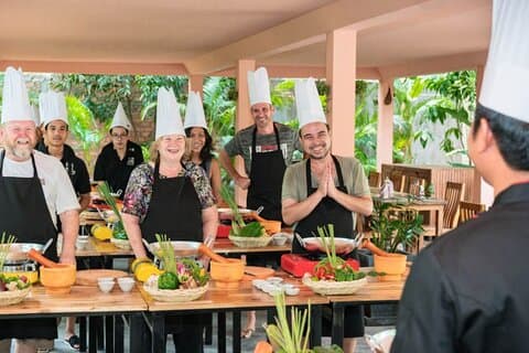Private Cambodia Cooking Class & Floating Village Tonle Sap Tour