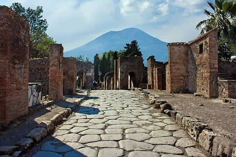 Pompeii en Vesuvius-kelders Tour in kleine groepen vanuit Salerno