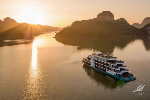 Crociera di lusso Capella 2D1N Halong e Lan Ha Bay Experience