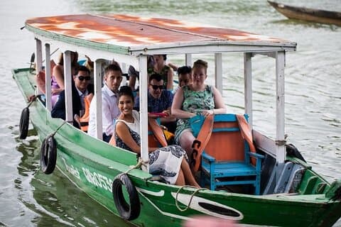 Clase de cocina con paseo en barco en la ciudad de Hoi An