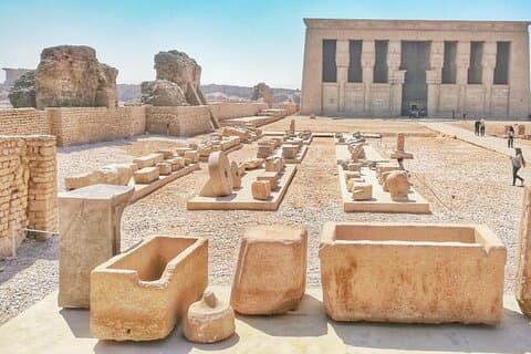 プライベート半日：ルクソール発デンデラ寺院