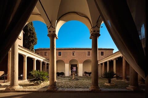 Basilica of San Clemente undergrunn med panorama buss tur