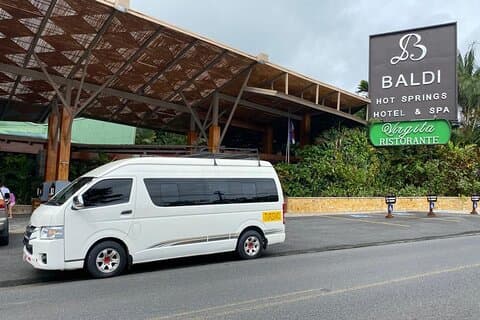 Private Transfer from La Fortuna to Juan Santa Maria Airport