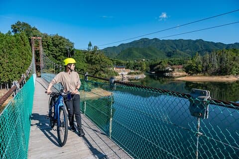 Explore Nature in Yoshino with an e-Bike Tour