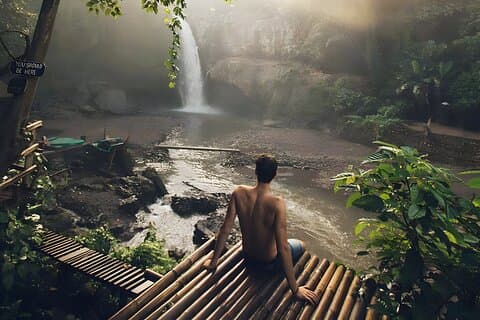 Gita di mezza giornata a Bali: noleggio auto privato alle migliori cascate di Ubud