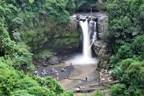 Tour privato di mezza giornata: pacchetti viaggio alle cascate di Ubud