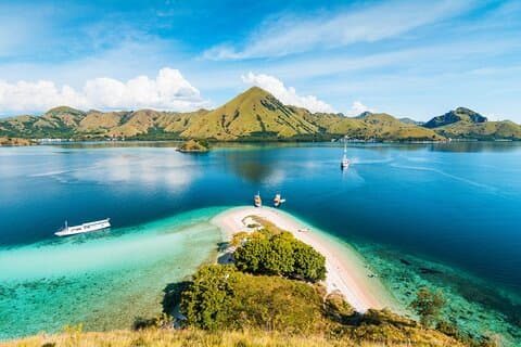 Excursão terrestre privada de dia inteiro em Komodo saindo do porto de Labuan Bajo