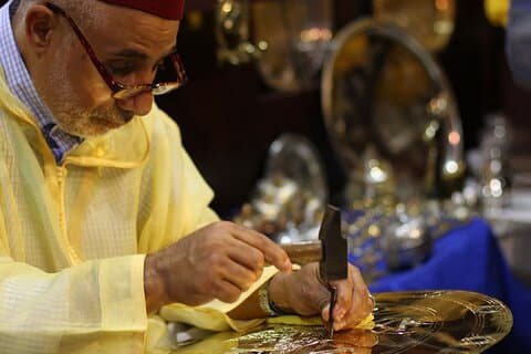 Visite guidée privée de l'artisanat à Fès
