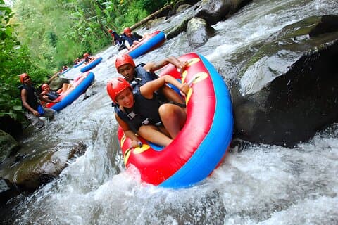Bali River Tubing Adventure und Kintamani Ubud Waterfall Tour
