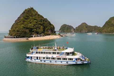 Dragon King Cruise - Excursion d'une journée de luxe avec billets et activités inclus