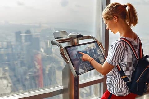 Burj Khalifa at the Top and Dining in the Sky with Transfers