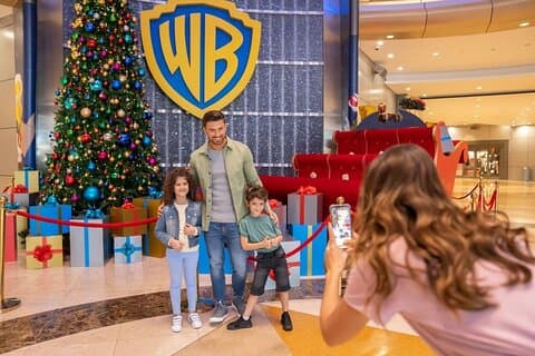 Privérondleiding door Abu Dhabi met Warner Bros