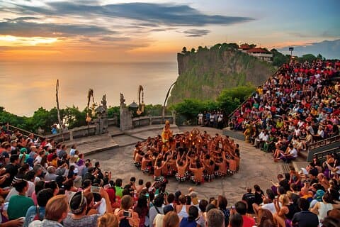 Bali dagstur: Ubud prospektering och Uluwatu solnedgång med privat bil