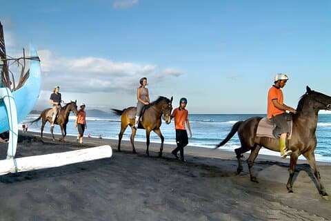 Bali Horse Riding and Uluwatu Sunset Tour with Kecak Dance