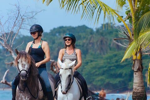 Bali Ridning och Ubud Rice Terrace, Hidden Waterfall Tour