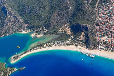 Boottocht naar de vlindervallei van Ölüdeniz met lunchbuffet