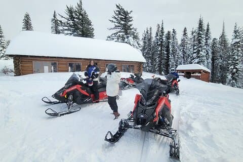 4-Hour Snowmobile Rental in Priest Lake