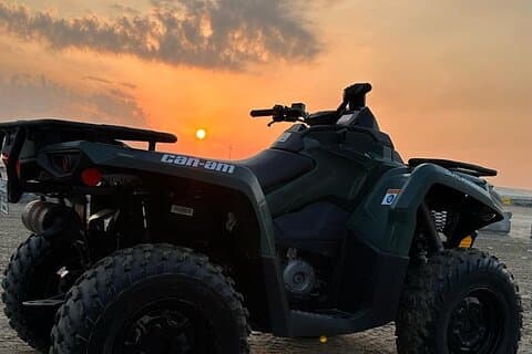 ドーハでの四輪バイク ATV 体験