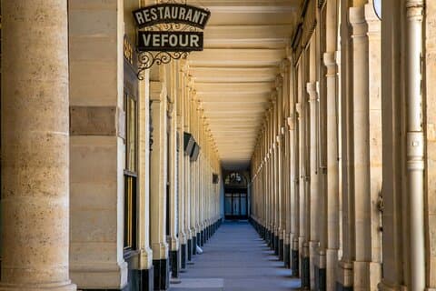 Private Tour mit Führer zu den Drehorten von Midnight in Paris