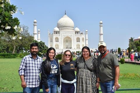 Official Tour Guide For Sunrise Taj Mahal, Agra Fort & Baby Taj