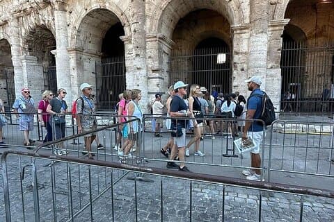 Semi Private Tour , Colosseum , Roman forum , Palatine hill