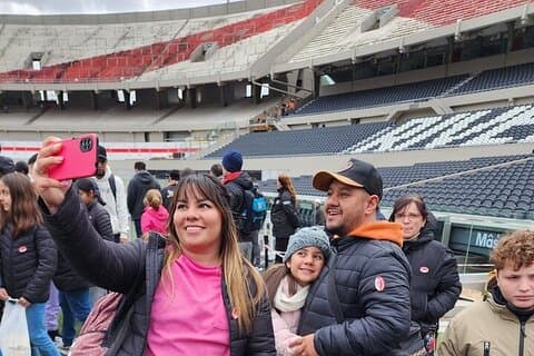 Experiência de futebol em Buenos Aires: Boca & River Stadium Tour