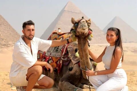 Tour VIP alle Piramidi di Giza con pranzo barbecue di fronte alla Sfinge.