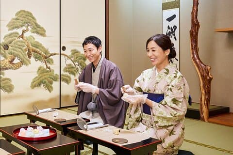 Sweets Making and Kimono Tea Ceremony at Tokyo Maikoya