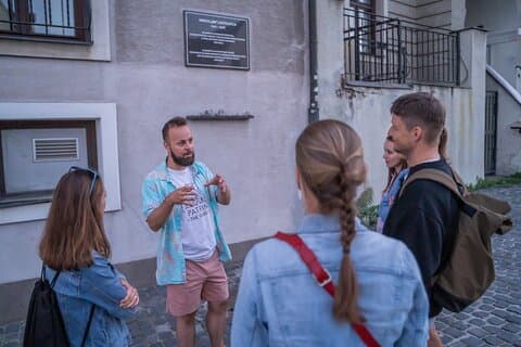 Höjdpunkter i Bratislavas gamla stadsdel med slott