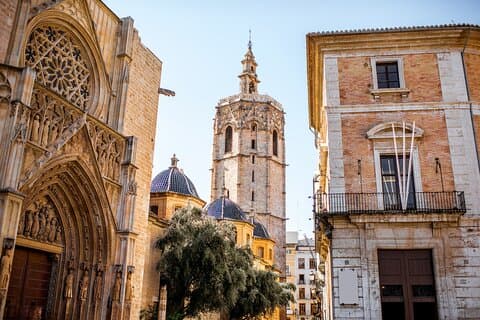 Esplora Valencia in 60 minuti con un locale