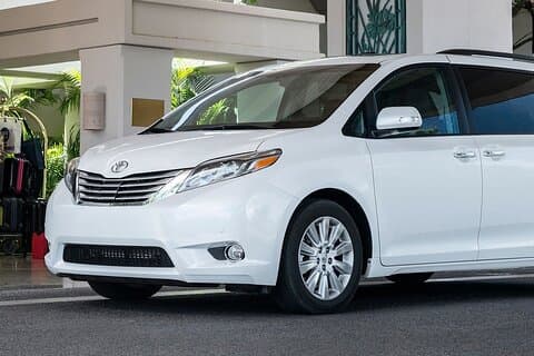 Private Transfer - Kai Tak Cruise Port to Hong Kong Airport (HKG)